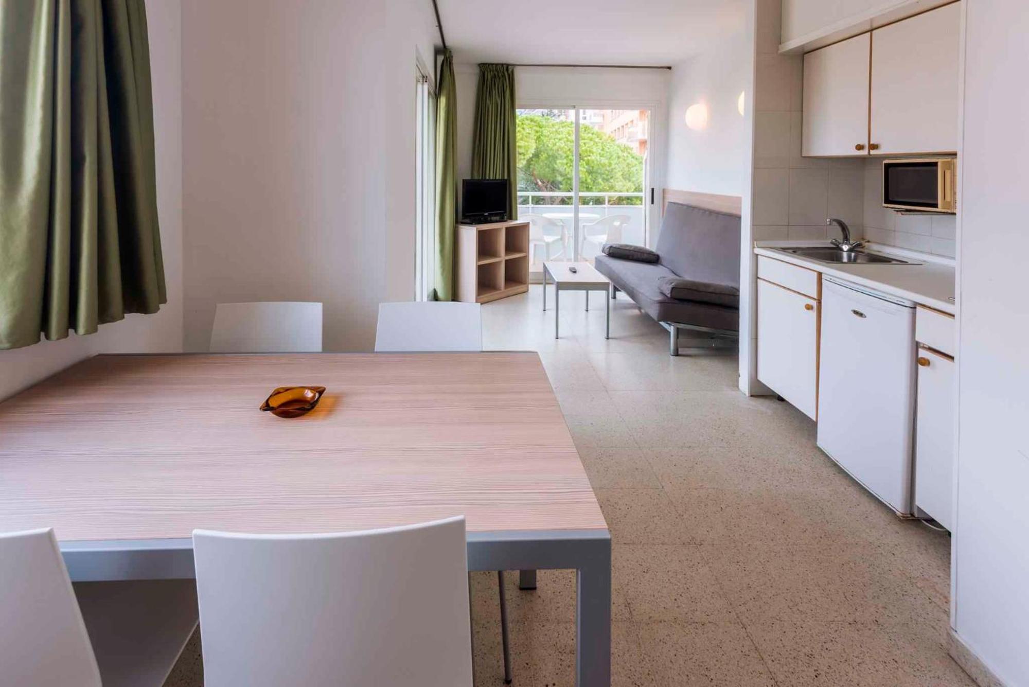 Apartments In Blanes/Costa Brava 35181 Room photo